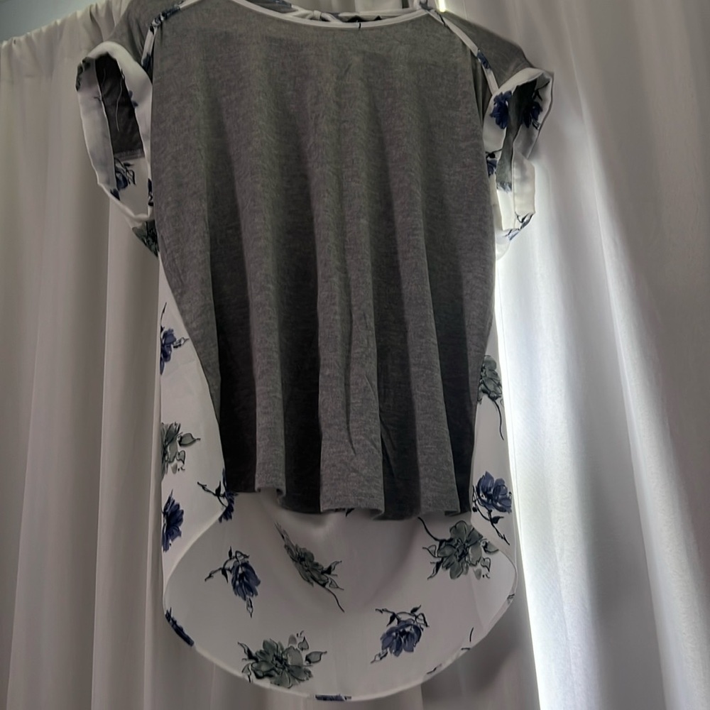 Women’s shirt